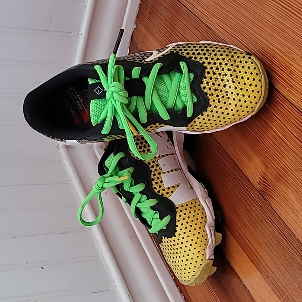 Nike baseball shoes